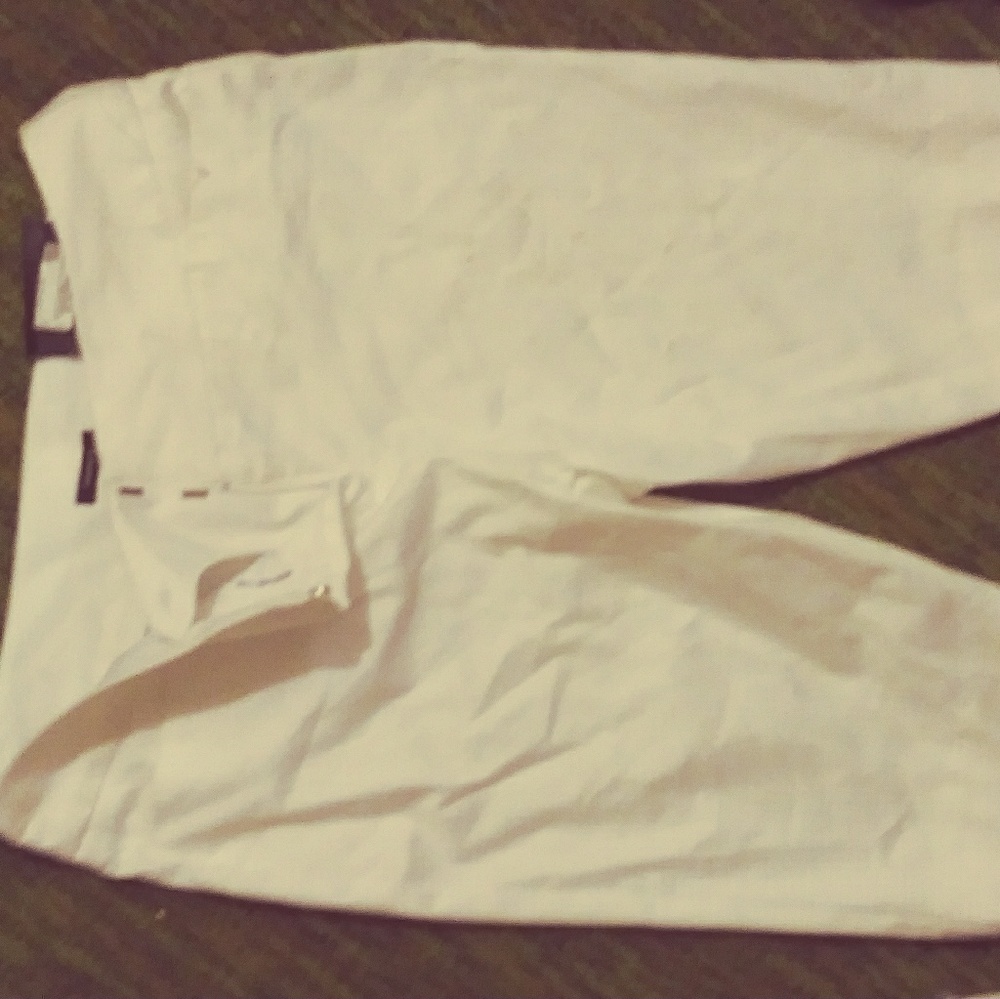 New with tags Worington white capris sz 4 womans - Picture 2 of 3